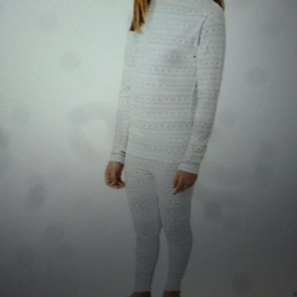 32 DEGREES Teen's Heat Base Layer Set White Snowflake Pijama Sz XL( kids) - Picture 8 of 8